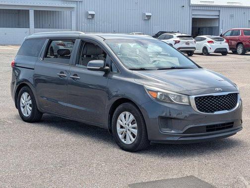 Platinum Graphite 2017 Kia Sedona LX