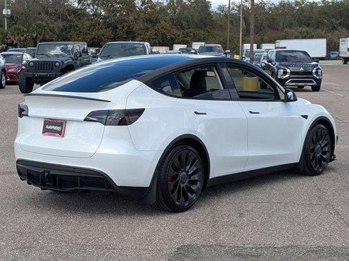 2022 Tesla Model Y Performance Dual Motor All-Wheel Drive