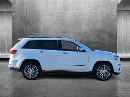 2017 Jeep Grand Cherokee Summit
