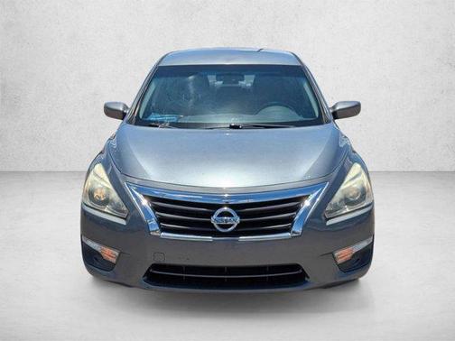 Gun Metallic 2015 Nissan Altima 2.5