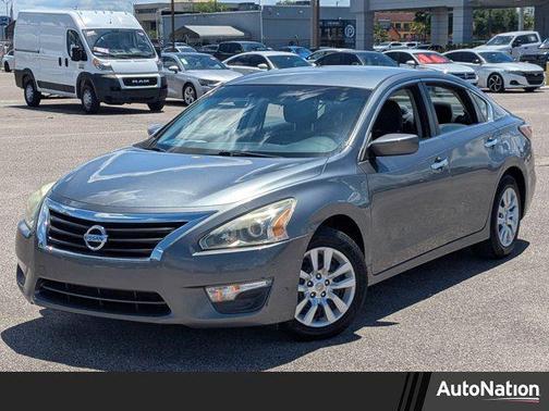 Gun Metallic 2015 Nissan Altima 2.5