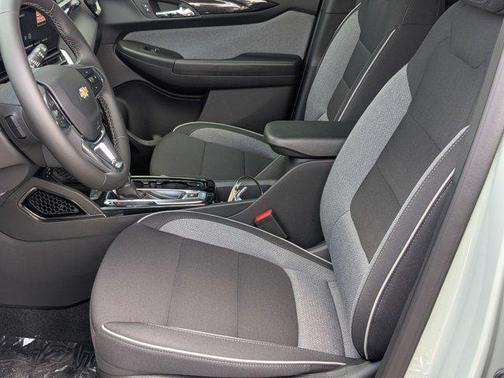 Cacti Green 2026 Chevrolet Trailblazer LT