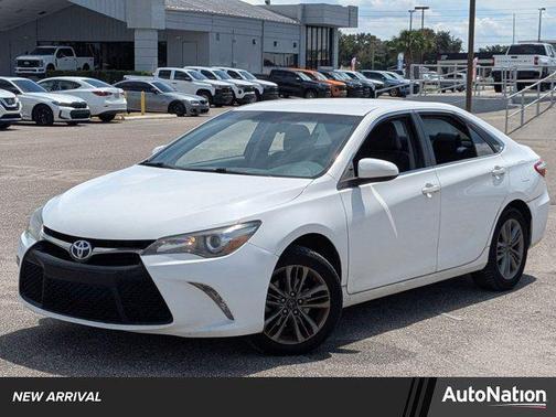 2017 Toyota Camry SE