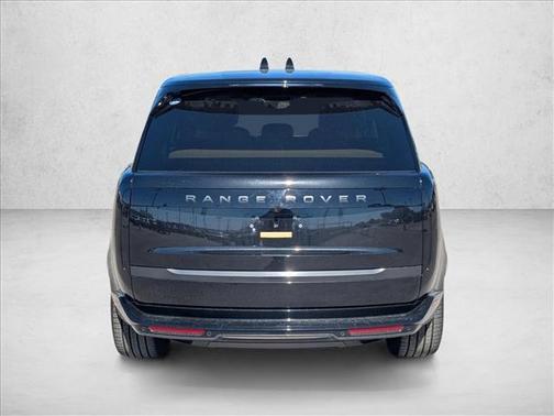 2025 Land Rover Range Rover P400 SE