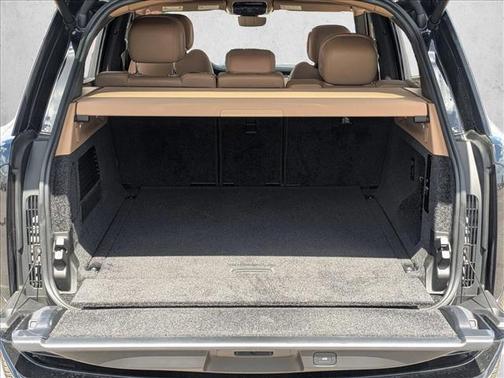 2025 Land Rover Range Rover P400 SE