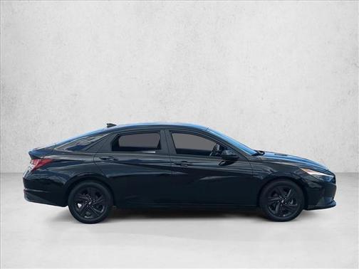 Phantom Black 2021 Hyundai ELANTRA SEL