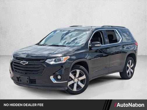 Mosaic Black Metallic 2021 Chevrolet Traverse LT Leather