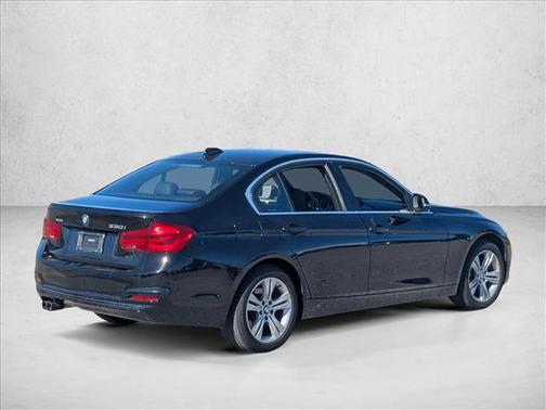 2018 BMW 330 xDrive