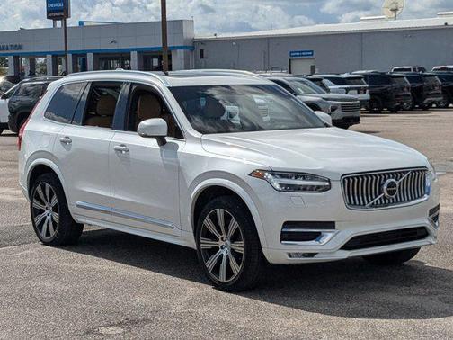 2021 Volvo XC90 T6 Inscription