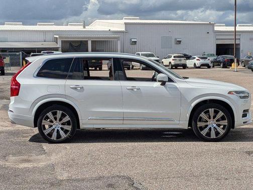 2021 Volvo XC90 T6 Inscription
