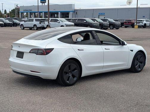 Pearl White Multi-Coat 2023 Tesla Model 3 Standard Range
