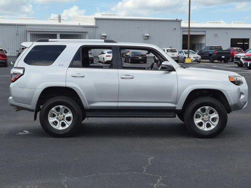 Classic Silver Metallic 2019 Toyota 4Runner SR5 Premium
