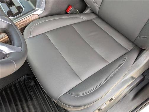 2025 Chevrolet Silverado 3500 LT