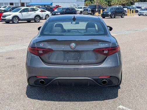 Vesuvio Gray Metallic 2019 Alfa Romeo Giulia Ti Sport