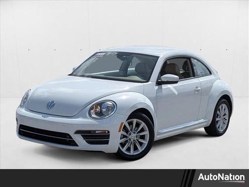 2017 Volkswagen Beetle 1.8T SE