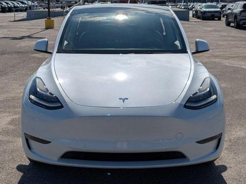 2021 Tesla Model Y Standard Range Rear-Wheel Drive