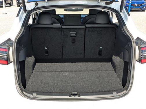 2021 Tesla Model Y Standard Range Rear-Wheel Drive