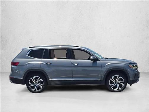 Silver/Gray 2021 Volkswagen Atlas 2.0T SEL