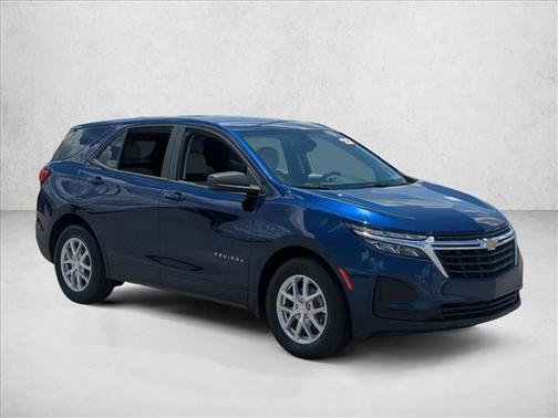Blue Glow Metallic 2022 Chevrolet Equinox LS