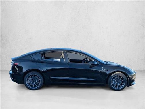 2019 Tesla Model 3 Mid Range