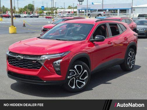 Apex Red 2026 Chevrolet Trax FWD 2RS