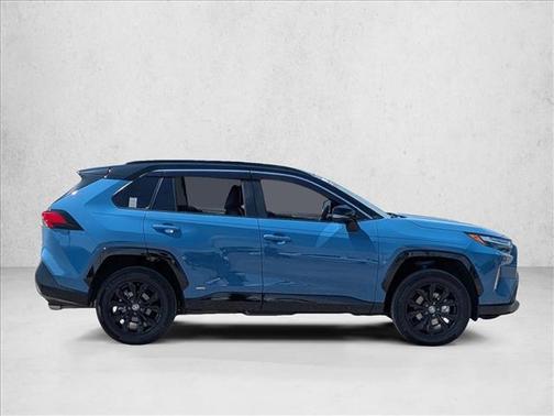 2023 Toyota RAV4 Hybrid SE