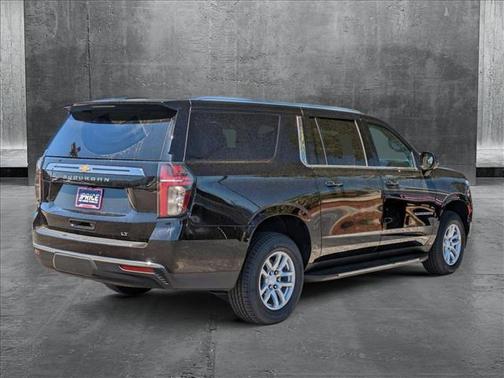 2023 Chevrolet Suburban LT