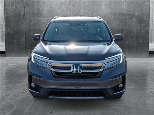 2022 Honda Pilot Touring 8-Passenger