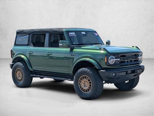 Eruption Green Metallic 2024 Ford Bronco Outer Banks