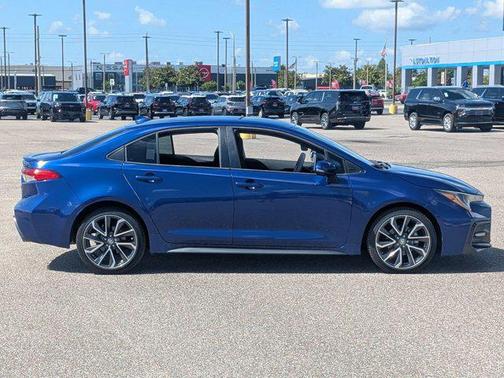 Blue Crush Metallic 2020 Toyota Corolla SE