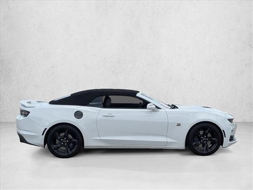 Summit White 2020 Chevrolet Camaro 2SS