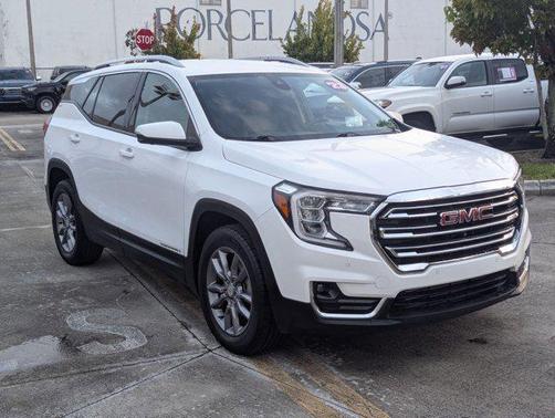2023 GMC Terrain SLT