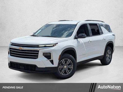 Summit White 2026 Chevrolet Traverse LT