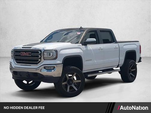 White 2018 GMC Sierra 1500 SLE