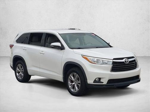 Blizzard Pearl 2016 Toyota Highlander LE Plus