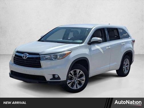 Blizzard Pearl 2016 Toyota Highlander LE Plus