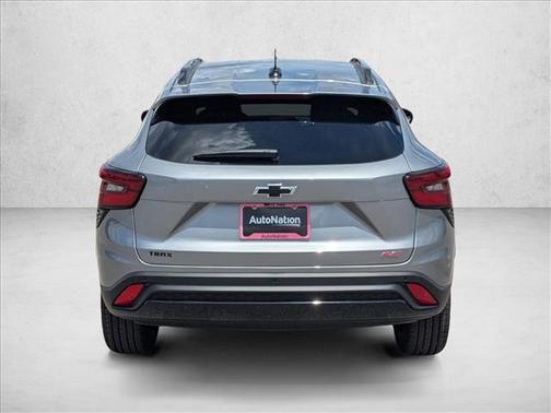 Sterling Gray Metallic 2026 Chevrolet Trax FWD 2RS