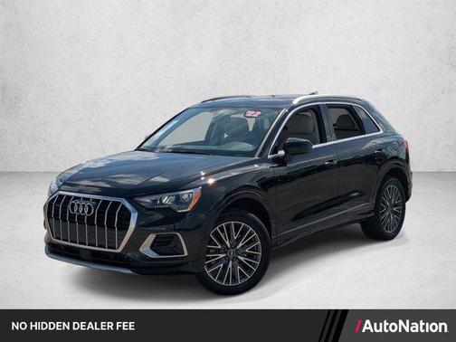 Mythos Black Metallic 2022 Audi Q3 40 Premium