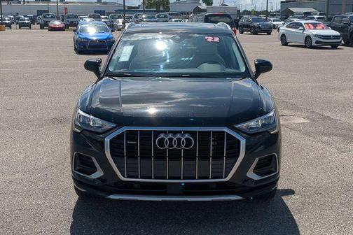 Mythos Black Metallic 2022 Audi Q3 40 Premium
