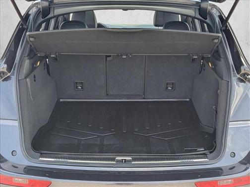 Daytona Gray Pearl Effect 2015 Audi Q5 2.0T Premium Plus