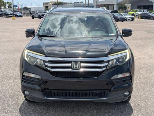 Black 2017 Honda Pilot Touring