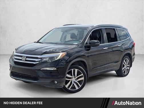Black 2017 Honda Pilot Touring