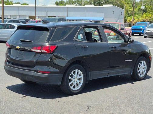 Mosaic Black Metallic 2023 Chevrolet Equinox LS