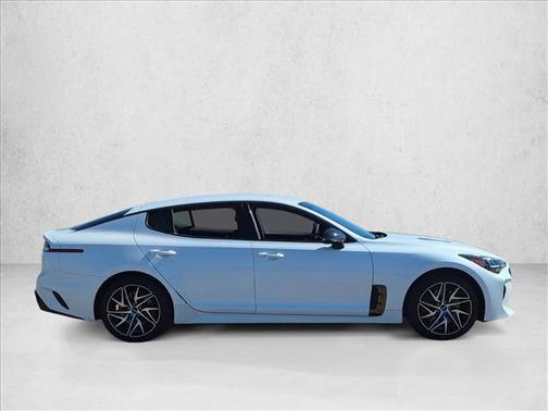 Snow White Pearl 2023 Kia Stinger GT-Line