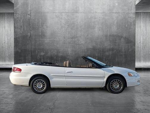 2004 Chrysler Sebring Base