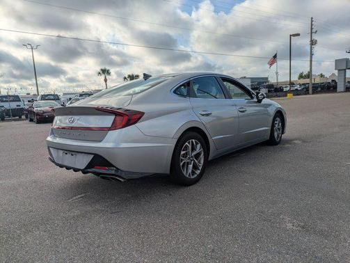 2020 Hyundai SONATA SEL