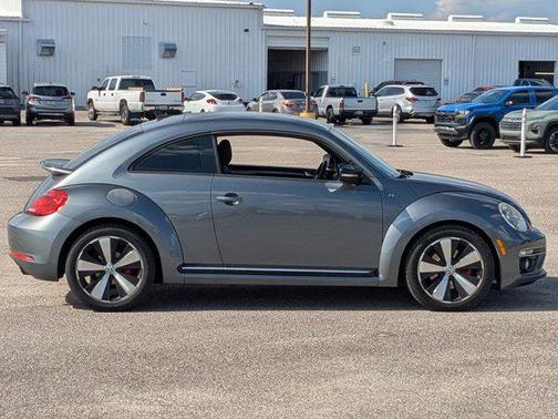 2014 Volkswagen Beetle DSG 2.0T R-Line
