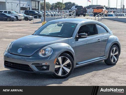 2014 Volkswagen Beetle DSG 2.0T R-Line
