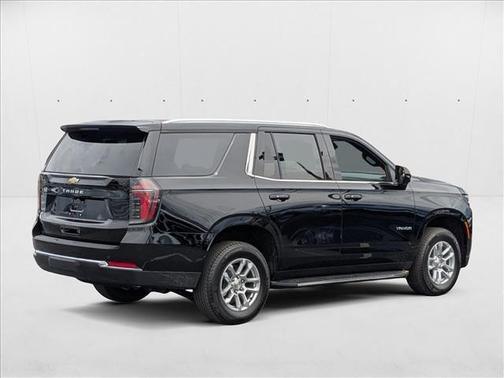 2025 Chevrolet Tahoe LS