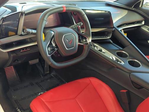 Arctic White 2026 Chevrolet Corvette Stingray w/1LT